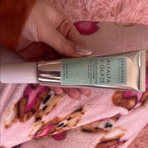 Seraphine Botanicals Alfalfa + Glaze Lip Conditioning Treatment